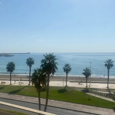 Moderno Y Completo Frente Al Mar Málaga